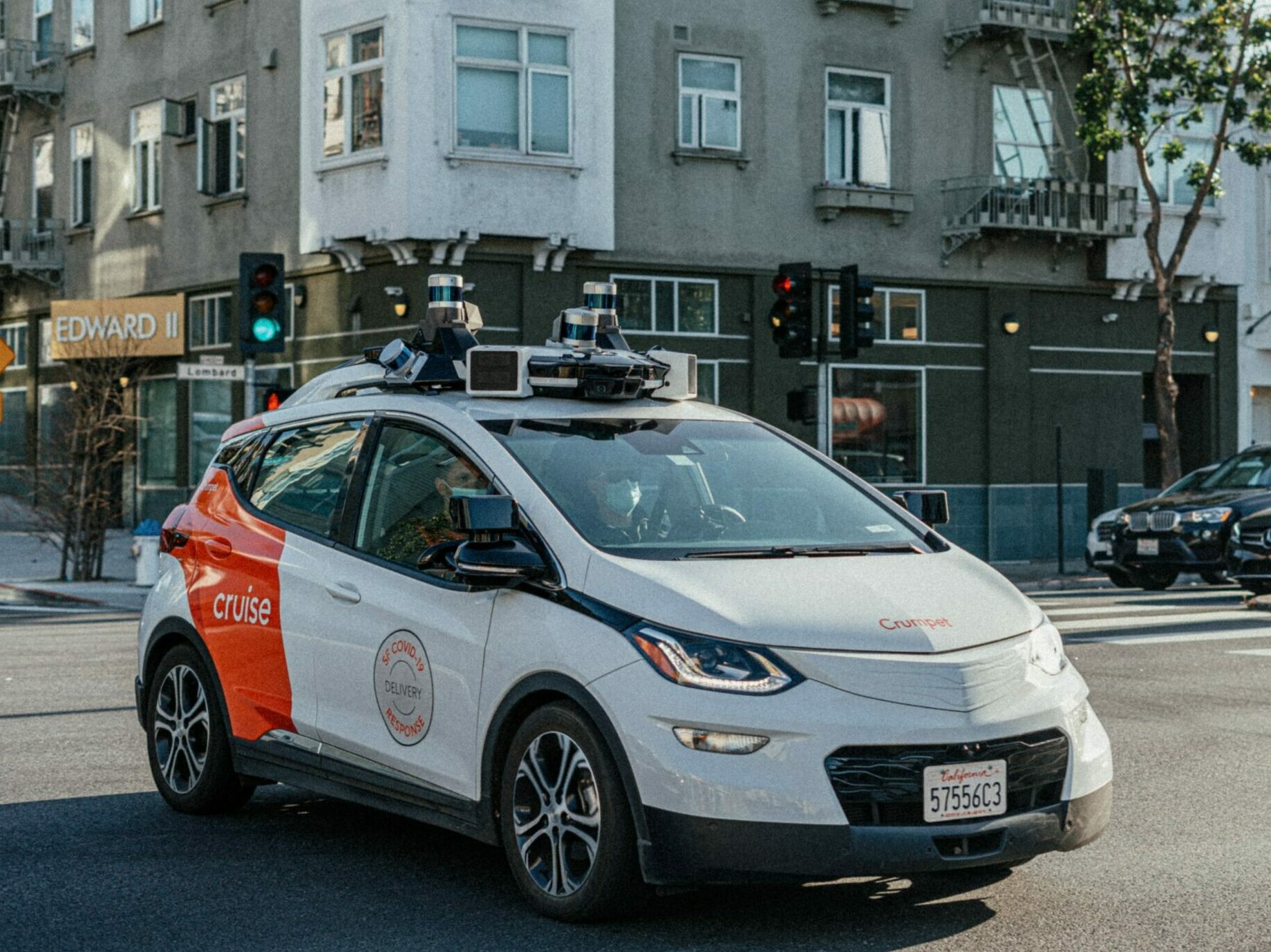Self driving car (with driver) by Cruise on streets of San Francisco
