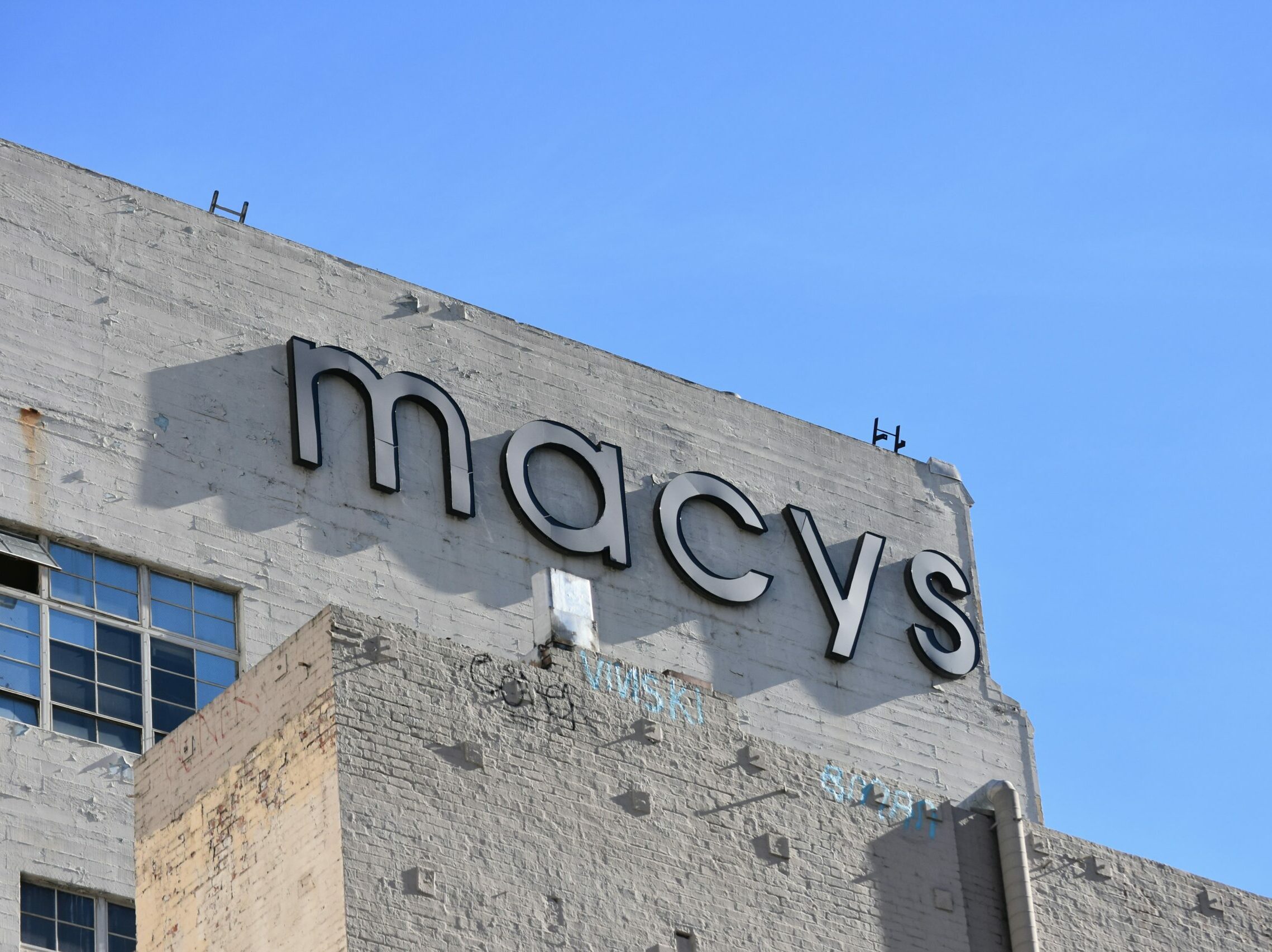 City Photography of Macys Sign in San Francisco, California.